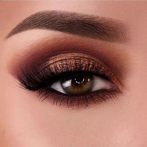 Trucco Smokey Eye, Copper Eye Makeup, Make Up Sposa, Smokey Cat Eye, Red Eye Makeup, Hazel Eye Makeup, Red Lipstick Makeup, Purple Eye Makeup, Pink Eye Makeup