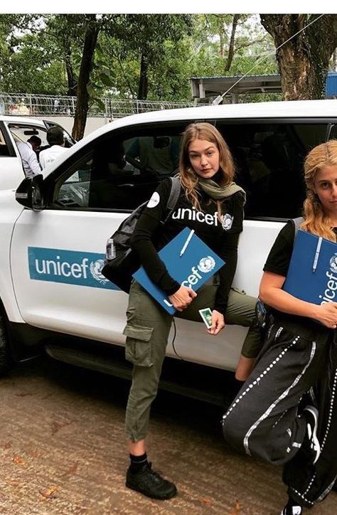 Ngo Work Aesthetic, Unicef Volunteer Aesthetic, Government Job Aesthetic, Unicef Volunteer, Psychology Business, Studera Motivation, Career Motivation, My Future Job, Humanitarian Work