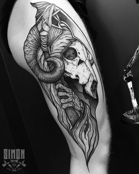 Tattoo Goat Skull blackwork Dotwork Blackwork Goat Tattoo, Goat Skull Tattoo, Black Traditional Tattoo Old School, Animal Skull Tattoo, Military Sleeve Tattoo, Black Traditional Tattoo, Tattoo Goat, Animal Skeleton, Traditional Tattoo Old School