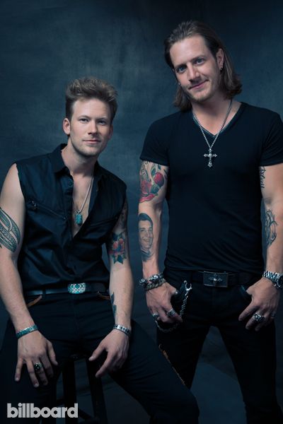 Florida Georgia Line - Brian Kelley and Tyler Hubbard Tyler Hubbard, Brian Kelley, Best Country Singers, Grand Garden, Mgm Grand, Florida Georgia Line, Chris Young, Boy George, Country Music Artists