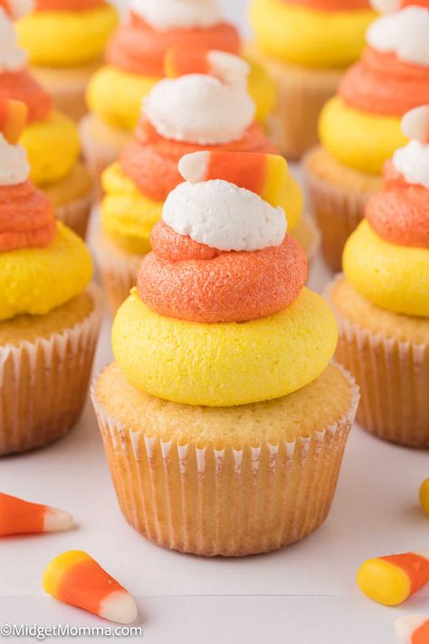 Candy Corn Cupcakes Halloween Candy Corn Cupcakes, Sugar Free Vanilla Cupcakes, Candy Corn Desserts, Corn Cupcakes, Easy Cupcakes Decoration, Candy Corn Cupcakes, Frosting Recipes Easy, Homemade Cupcakes, Cupcake Cake Designs