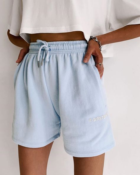 Sweat Pant Shorts Outfit, Sweatpants Shorts Outfit Women, Short Sweatpants Outfit, Sweatpants Shorts Outfit, Sweat Shorts Outfit, Sweatpants Aesthetic, Hairstylist Tattoos, Short Sweatpants, Hairstylist Quotes