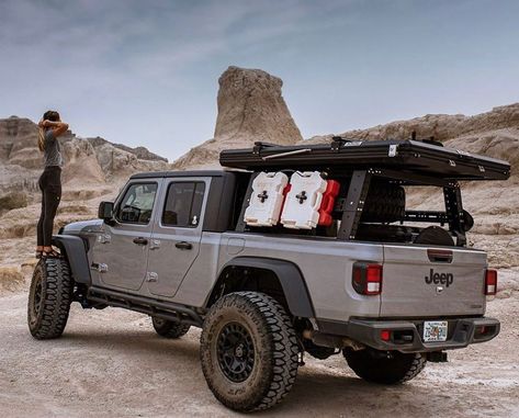 Jeep Gladiators on Instagram: “@unraveladventure   Tag a friend and follow @jeepgladiators ⁣ ⁣ #gladiator #jeep #jt #jeeptruck #offroad #4x4 #wrangler #jlu #jl…” Bed Rack, Overland Gear, Gear Storage, Cargo Rack, Gas Cans, Kid Friendly Trips, Roof Top Tent, Jeep Truck, Jeep Gladiator