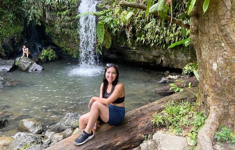 A local's must-read guide to El Yunque National Forest in Puerto Rico. How to visit, things to do, essential tips & insider info for 2022! El Yunque Rainforest Outfit, El Yunque Rainforest, El Yunque National Forest, Puerto Rico Trip, Cruise 2023, Seven Wonders, Forest Service, Tropical Rainforest, Local Guide