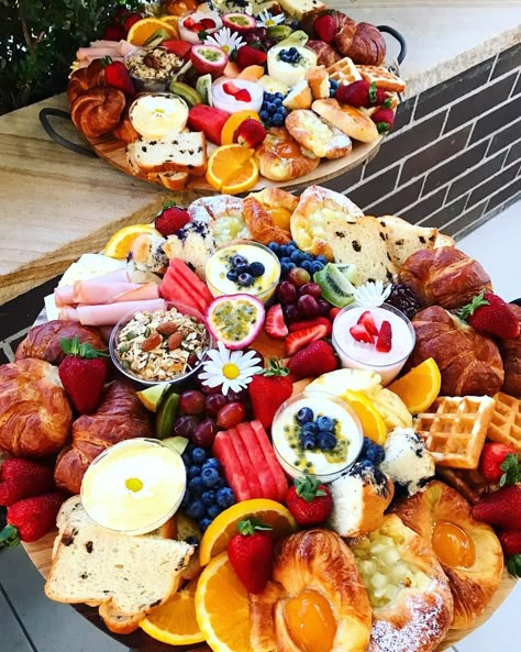 YUMMY! Breakfast platters for those early morning meetings ☕️|#nibbleandgraze #antipastoplatter #grazingtable #fruitplatter #cheeseplatter #chocolateplatter #cheesetowercake #sydneycatering #sydneyevents #corporateevents #weddedwonderland #freshfood #giftideas #breakfastplatter Breakfast Platters, Sandwich Platter, Breakfast Platter, Morning Meetings, Spring Brunch, Breakfast Pastries, Brunch Party, Food Platters, Breakfast Sandwich