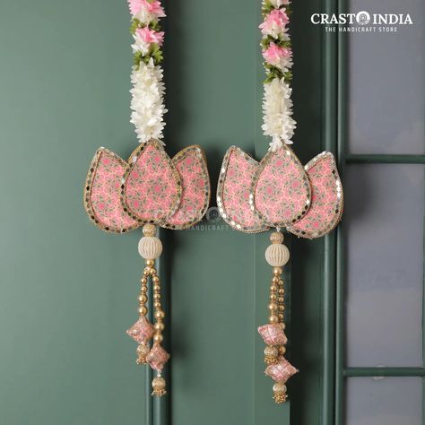 Decorate your home with our handcrafted Pink Lotus Hanging this Ganesh Chaturti and give a touch of royal elegance ! Add to cart now ☑ Lotus Hanging Decoration, Haldi Ceremony Decorations, Ganpati Decoration At Home, Diwali Decoration Items, 5 Min Crafts, Diy Diwali Decorations, Diwali Diy, Haldi Ceremony, Pink Lotus