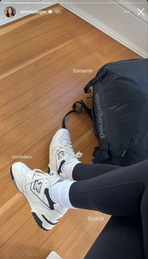 Air Max 270 Outfit, Socks Aesthetic, Fly Shoes, Fashion Shoes Heels, Sporty Sneakers, Shoe Inspo, New Balance Sneakers, Swag Shoes, Clean Shoes