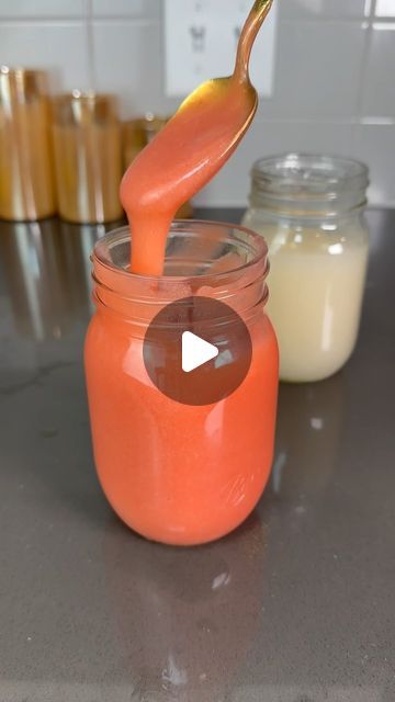 Private Chef | Content Creator | Sea moss is one of my favorite superfoods, and I love adding it to my smoothies! It contains up to 92 of the 102 minerals found in the... | Instagram Seamoss Benefits For Women, Seamoss Smoothie Recipes, Sea Moss Recipes, Foods To Balance Hormones, Organic Valley, Sea Moss Gel, Boo Thang, Ketosis Diet, Belly Fat Drinks