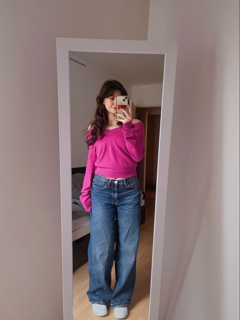 mirror selfie, outfit inspo, pink sweater, zara blue jean, outfit idea Mirror Selfie Outfit, Outfit Inspo Pink, Senior Pranks, Jean Outfit, Blue Jean Outfits, Pink Hoodie, Outfit Idea, Blue Jean, Street Styles