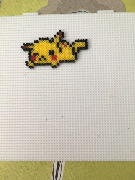 Perler Bead Patterns Pikachu, Perler Beads Ideas Pokemon, Unique Perler Bead Patterns, Perler Bead Pikachu, Perler Pikachu, Pikachu Perler Bead Pattern, Pikachu Perler Beads, Kawaii Perler Beads, Pokémon Perler Beads