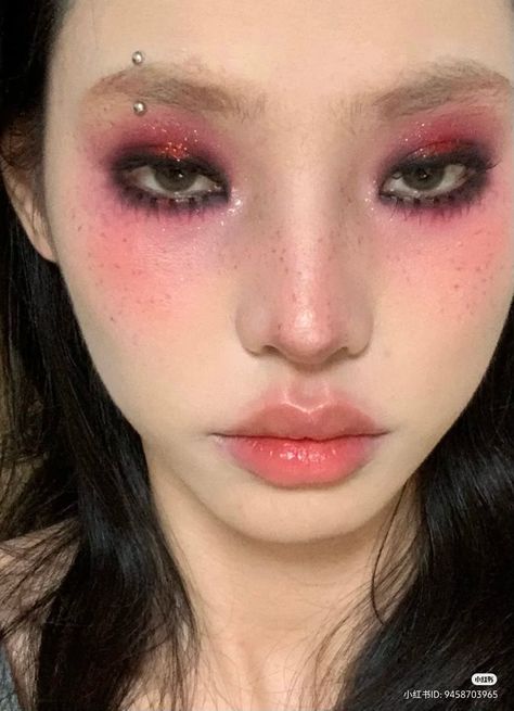 #makeup #makeupinspo #femalegaze #unique Girl Cult Makeup, Girlcult Makeup, Fem Makeup, Best Makeup Looks, Club Makeup, Original Makeup, Expensive Makeup, Hallowen Ideas, Swag Makeup