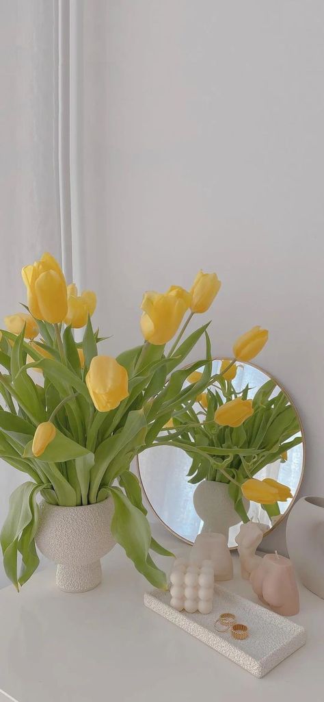 Vintage Flowers Wallpaper, Nothing But Flowers, Yellow Tulips, Flower Therapy, Yellow Aesthetic, Minimalist Wallpaper, Tulips Flowers, Nature Aesthetic, Pastel Aesthetic