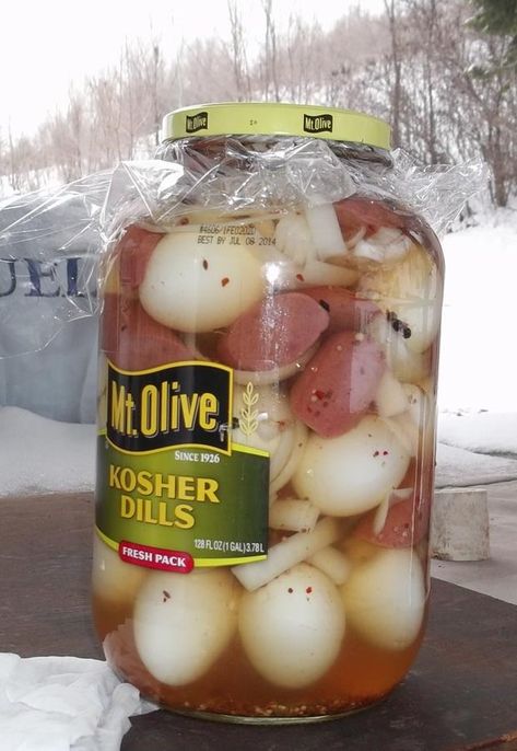 Pickled Kielbasa Recipe, Pickled Eggs And Sausage, Pickled Eggs And Sausage Recipe, Best Pickled Eggs, Polish Sausage Recipes, Pickled Meat, Pickled Sausage, Easy Sausage Recipes, Pickled Eggs Recipe