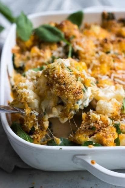 Cauliflower Mac N Cheese, Bake Mac, Spinach Bake, Bake Mac And Cheese, Cauliflower Mac And Cheese, Healthier Meals, Vegetarian Main Dishes, Veggie Delight, Baked Mac