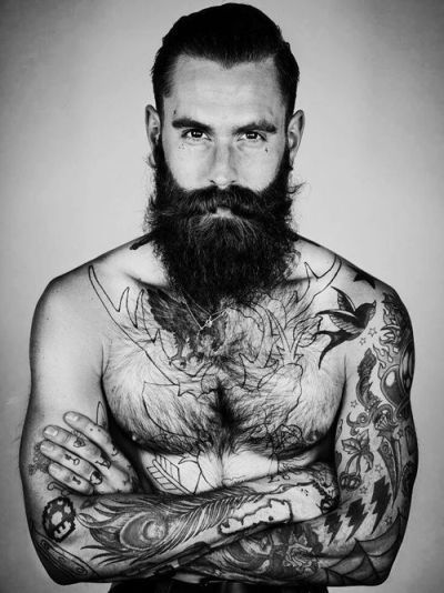 Beard + Tattoos + Hairy Chest Big Beard Styles, I Love Beards, Big Beards, Old School Style, Beard Model, Beard Love, Beard Tattoo, Beard Styles For Men, Inked Men