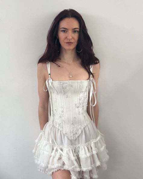 Corset Fairy | any excuse to put my bridal corset back on ✨ 🕊️ open for bridal enquires 🕊️ | Instagram Corset Fairy, Dana Harel, Dreamy Clothes, Fairy Corset, Bridal Corset, Hi Fashion, Corset Mini Dress, Corset Back, Cape Sleeves