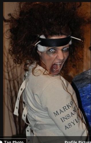 Like mother .... Halloween costume diy Straight jacket insane asylum scary Asylum Room, Insane Asylum Halloween, Haunted House Makeup, Asylum Halloween, Haunted Hayride, Insane Asylum, Party 2023, Hallowen Costume, Halloween 2014