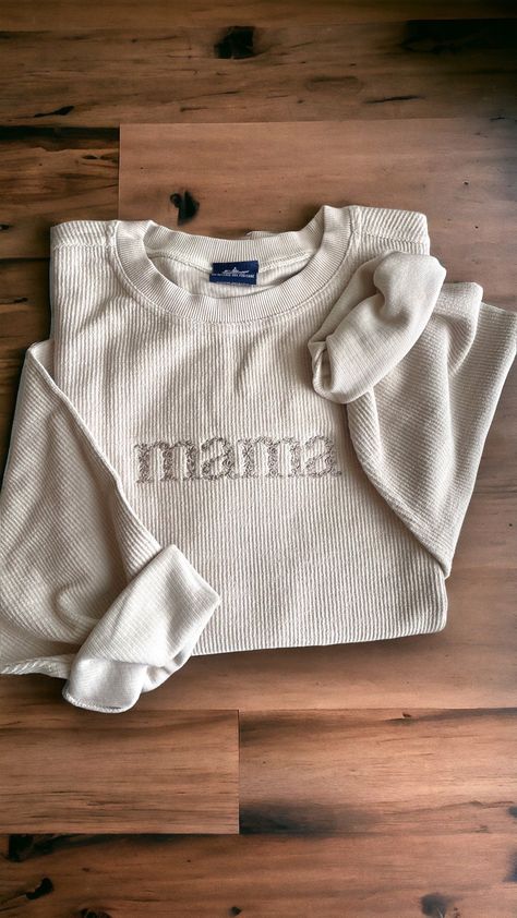 Mama Sweatshirt, Embroidered Sweatshirt, Embroidered Sweatshirts, Mom Outfits, Mom Style, Comfy Outfits, Maternity Clothes, Dress To Impress, Style Me