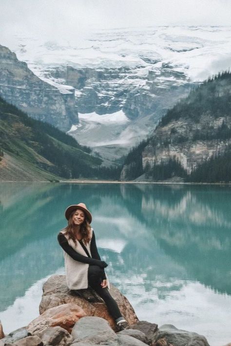 A guide to spending 3 days in Banff Itinerary including the best things to do in Banff, where to stay in Banff, and the things top hikes in Banff National Park. Be sure to add this to your next Canada vacation! | Lake Louise in Banff Canada | Canada Bucket list | things to do in canada | national parks to hike in canada | famous canada hikes | famous canada destinations | where to go in canada | canada vacation | banff hiking guide | banff canada vacation | Lake Minnewanka Banff, Minnewanka Lake, Banff National Park Lake Louise, Canada Girl, Travel Banff, Hikes In Banff, Canada Dream, Banff Trip, Banff Itinerary