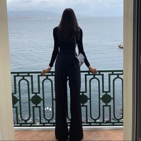 Tall Girl Aesthetic, Glowing Eyes, Physical Appearance, Future Dreams, Euro Summer, Luxury Lifestyle Dreams, Cozy Aesthetic, Super Long Hair, 2025 Vision