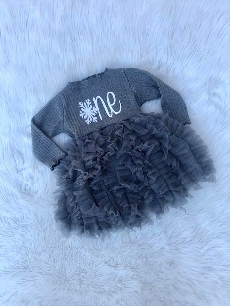 Baby Girl First Birthday Outfit, Winter Onederland Party Girl, Girl First Birthday Outfit, First Birthday Winter, Winter Birthday Outfit, Baseball First Birthday, Onederland Party, First Birthday Dress, Winter Onederland Party