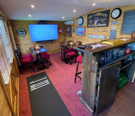 Small Man Cave Ideas, Bar Outdoor Design, Pub Interior Design, Garden Bar Shed, Garden Room Interiors, Man Cave Shed, Fixer Upper House, Pub Interior, Bar Shed