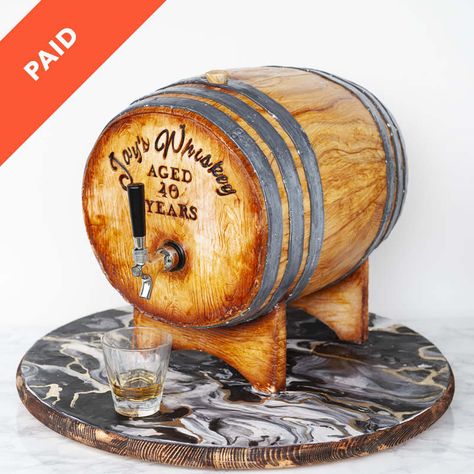 Barrel Cake Tutorial, Beer Barrel Cake, Whiskey Barrel Cake, Dessert Baking Recipes, Geek Recipes, Sugar Geek, Barrel Cake, Whiskey Cake, Tasty Cake