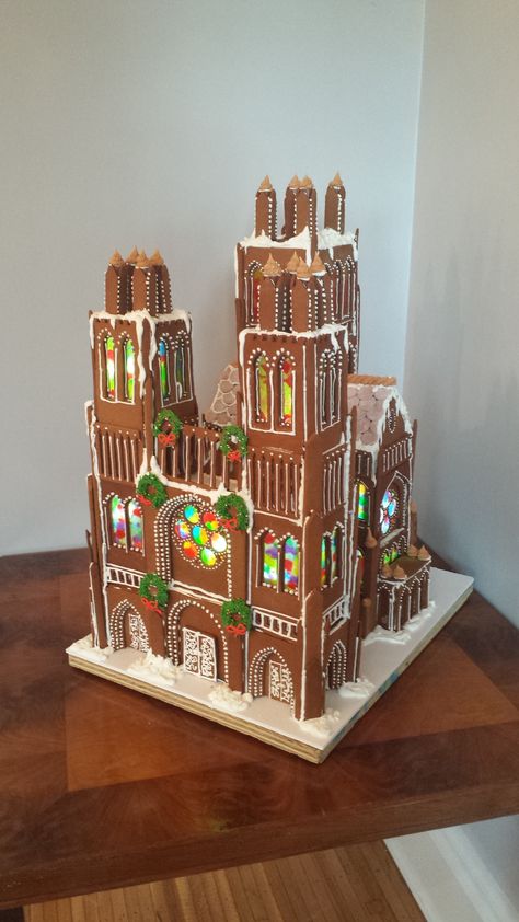 The National Cathedral in gingerbread Dutch Gingerbread House, Gingerbread Chapel, Cathedral Plan, Amsterdam Gingerbread House, Ginger Bread Castle, Gingerbread Cathedral, Wedding Chapel Gingerbread House, Easter Gingerbread House, Gingerbread Castle