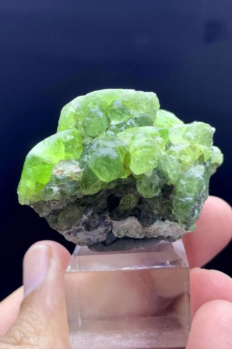 Rough Peridot Crystal Specimen, Olive Green Peridot Specimen, Natural Peridot Raw Stone, Peridot Cluster, Peridot Healing Crystal, 392.30 CT Series Ideas, Mint Green Aesthetic, Peridot Crystal, Rough Crystal, Green Peridot, Crystal Art, Art Series, Raw Stone, Crystal Gems