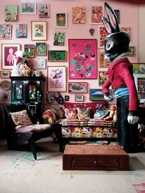 Estilo Kitsch, Nathalie Lete, Maximalist Interior, Maximalist Decor, Style Deco, Eclectic Interior, A Living Room, Eclectic Home, Eclectic Decor