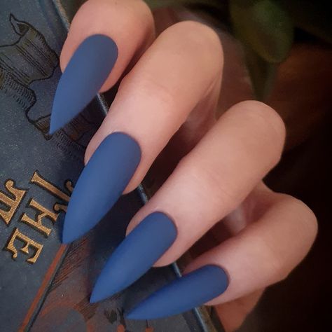 Blue Matte Nails, Navy Blue Nails, Sharp Nails, Nagellack Trends, Matte Nails Design, Nice Nails, Pretty Nail Art, Dope Nails, Matte Nails