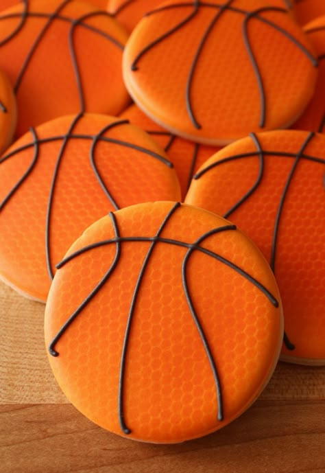 Basketball Cookies, Ball Cookies, Basketball Tricks, Basketball Cake, Ball Birthday Parties, Cookies Ideas, Basketball Party, Cookie Ball, Ball Birthday