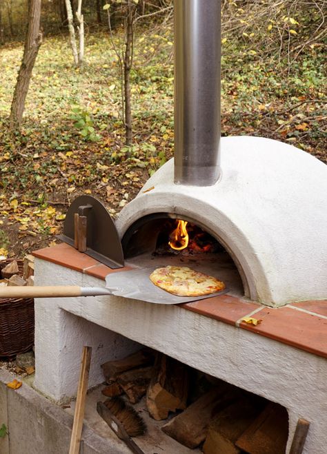 Pizzaofen · Bausatz für den Garten · rondolino Pizza Oven Kits, Bar B Que, Creative Interior Design, Dream Cottage, Pizza Oven, Interior Design Kitchen, Diy Outdoor, Outdoor Kitchen, Fire Pit