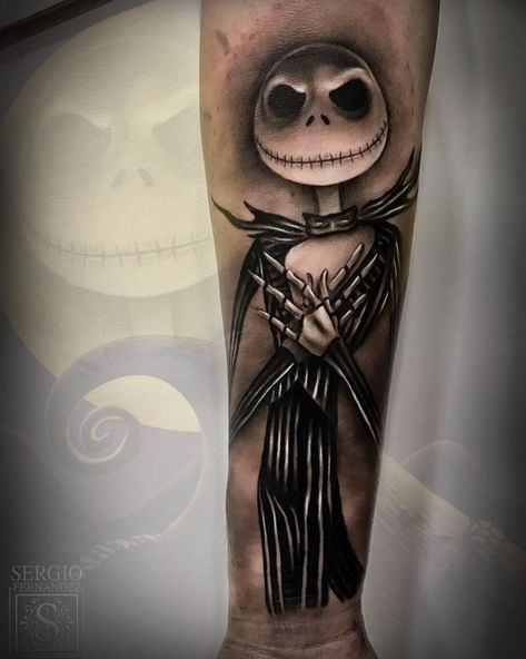 Wow! Check out this Jack Skellington piece by @sergiofernandeztattoo #inked #inkedmag #freshlyinked #inkedshop #inkedgirls #tattoo #ink… Jack Skeleton Tattoo, Skellington Tattoo, Tattoo Nightmares, Jack Skellington Tattoo, Tim Burton Tattoo, Jack Tattoo, Nightmare Before Christmas Tattoo, Christmas Tattoo, Skeleton Tattoos