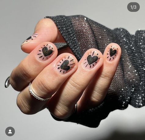 Lesbian Short Nails, Painted Nails Masc, Queer Nail Art Designs, Masc Lesbian Nails Ideas, Lesbian Nail Art, Lesbian Nails, Masc Nails, Short Nails, Nail Inspo