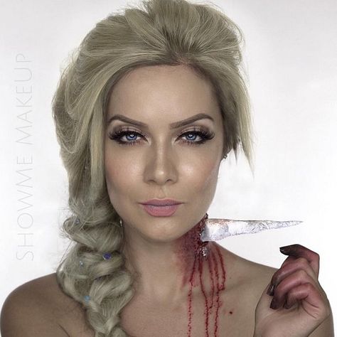 Disney Princesses Reimagined For Halloween Will Give You Nightmares Disney Princess Halloween Makeup, Elsa Halloween, Princes Disney, Disney Princess Halloween, Twisted Disney Princesses, Disney Princess Makeup, Makeup Clown, Princesses Disney, Velour Lashes