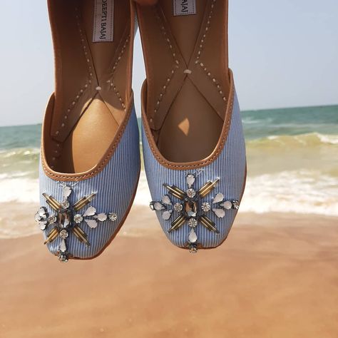 Khussa Photography, Shoes Fashion Photography, Punjabi Jutti, Sailor Stripes, Embroidery Shoes, Product Photography, Boat Shoes, Fashion Shoes, Fashion Photography