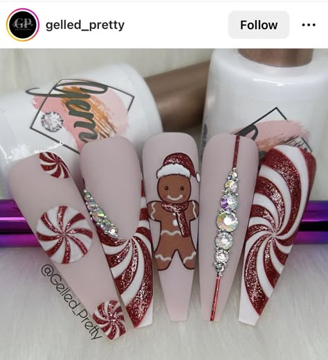 Short Valentine Nails, Nails Merry Christmas, Nail Art Design 2023, Gingerbread Nails, Easy Nail Designs For Beginners, Nail Designs Trends, Nail Designs For 2023, Nail Designs For Beginners, Christmas Nails Designs