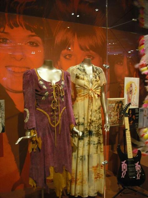 Ann and Nancy Wilson's dresses. #70's Spiderverse Oc, Grad Fits, Medieval Revival, Women Singers, Nancy Wilson Heart, Wilson Sisters, Ann Wilson, Nancy Wilson, Hippie Summer