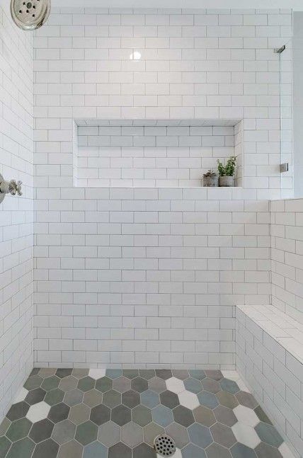 Walk In Shower Niche Ideas, Tiled Shower Niche, Horizontal Shower Niche, Long Shower Niche, Tub To Shower Conversion Ideas, Tub Niche, Soap Niche, Shower Styles, Primary Bathroom Remodel