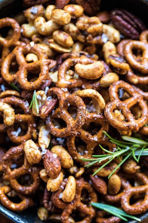 Sweet 'n' Savory Roasted Nuts and Pretzels | halfbakedharvest.com @hbharvest Fall Wedding Appetizer Ideas, Wedding Appetizers, Nut Snacks, Nut Recipes, Roasted Nuts, Half Baked Harvest, Snack Mix, Bed Ideas, Savory Snacks