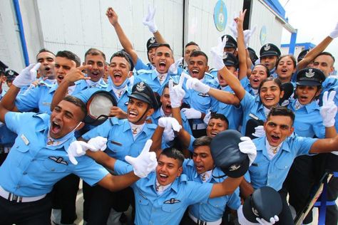 Below are some beautiful pictures of Young Indian Air Force officers who passed out from the Air Force Academy on 19 June 2021. These pictures of young cadets turned commissioned officers will motivate many defence aspirants to follow their footsteps. The Combined Graduation Parade (CGP) was held at Air Force Academy (AFA) Dundigal Hyderabad on […] Indian Air Force Wallpapers Full Hd, Indian Air Force Academy, Kartik Thakur, Air Force Dress Uniform, Air Force Dress, Air Force Graduation, Air Force Wallpaper, Air Force Uniforms, Air Force Day