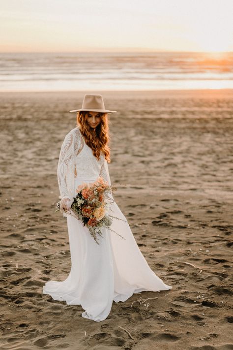 Dreamy bridal portraits on the beach | Image by Samantha Donaldson Photography  #weddingideas #weddingdress #bohowedding #weddingcolors #weddingrings #beachwedding Boho Beach Elopement, Boho Beach Wedding Dress, New Zealand Beach, Auckland Wedding, Dreamy Wedding Dress, Bohemian Wedding Inspiration, Beach Wedding Inspiration, Beach Elopement, Country Wedding Dresses