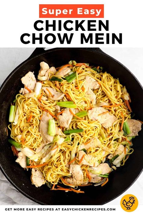 Make your favorite Chinese noodle dish at home in 30 minutes with this easy recipe. Skip the takeout, this chicken cho mein is so simple to make from scratch! Lo Maine Noodle Recipe, Chinese Noodle Dishes, Cooking With Ginger, Chicken Lo Mein, Chow Mein Recipe, Lo Mein Recipes, Fried Chicken Tenders, Chicken Chow Mein, Make From Scratch