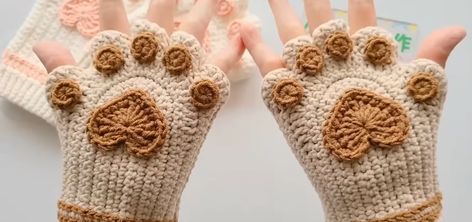 Crochet Cat Style Gloves - We Love Crochet Fingerless Cat Gloves, Crochet Cat Fingerless Gloves, Cat Paw Fingerless Gloves Crochet Pattern, Cat Gloves Crochet Pattern, Crochet Cat Paw Gloves Free Pattern, Crochet Cat Paw Gloves, Barefoot Sandals Crochet Pattern, Paw Crochet, Gato Crochet