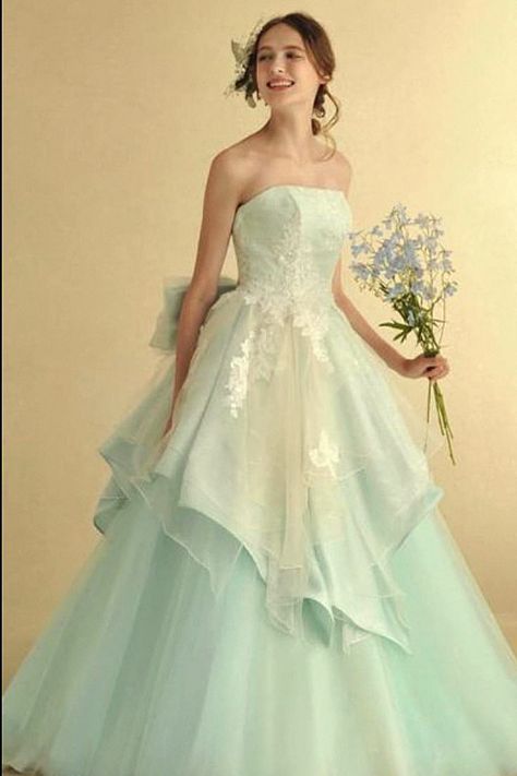 This romantic ball gown feels ideal for your wedding day. Our bridal experts highly recommend this one for a fairy tale wedding. Add this inspiration to your wedding inspiration. Fairy Tale Wedding Dress Romantic, Ball Gown Ideas, Ethereal Wedding Dress, Gown Ideas, Ethereal Wedding, A Fairy Tale, Fairy Tale Wedding, Ball Gown, Fairy Tale