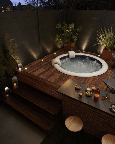 Jacuzzi Outdoor Ideas, Whirpool Outdoor, Small Backyards, Hot Tub Patio, Hot Tub Backyard, Hot Tub Garden, Jacuzzi Outdoor, Outdoor Spa, Outdoor Decor Backyard