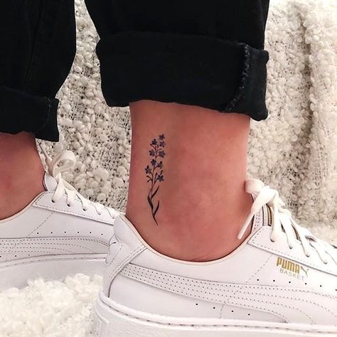 Little Tattoos on Instagram: “@little.tattoos has linked up with tattoo artist @lena_fedchenko on an exclusive temporary tattoo collaboration.  Use the code…” Shape Tattoo, Muster Tattoos, 4 Tattoo, Irezumi Tattoos, Detailed Tattoo, Makijaż Smokey Eye, Dainty Tattoos, Pattern Tattoo, Ankle Tattoo