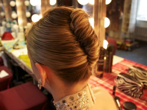 Rockette French twist Twist Dance, Hairstyle Diy, New Long Hairstyles, Hair Color Pictures, Red Carpet Hair, French Twist Hair, Radio City Music Hall, Popsugar Beauty, Radio City