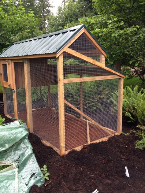 Gallery | Saltbox Designs Insulated Chicken Coop, Small Chicken Coop, Chicken Coop Blueprints, Cheap Chicken Coops, Easy Chicken Coop, Portable Chicken Coop, Backyard Chicken Coop Plans, Diy Chicken Coop Plans, Coop Design